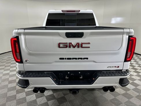 Used 2019 GMC Sierra 1500 AT4 w/ AT4 Premium Package image 8