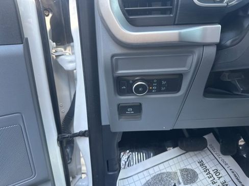 Used 2022 Ford F150 XLT w/ Equipment Group 301A Mid image 18