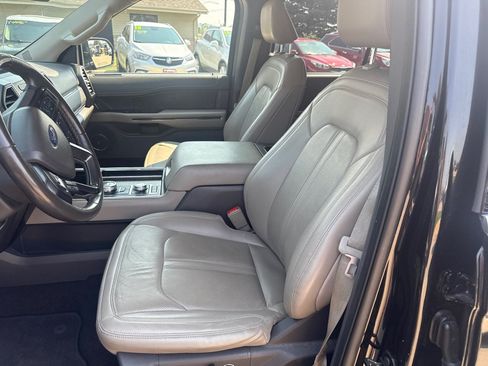 Used 2021 Ford Expedition Max Limited AWD/4WD image 27