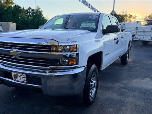 Used 2017 Chevrolet Silverado 2500 W/T w/ Snow Plow Prep Package AWD/4WD image 6