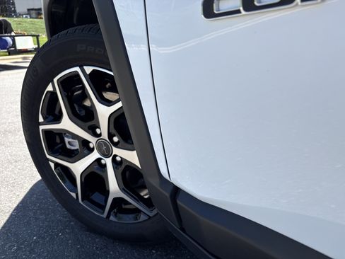 Used 2026 Jeep Compass Limited image 12