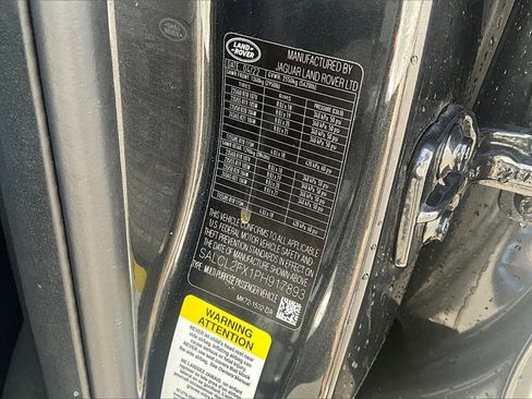 Used 2023 Land Rover Discovery Sport SE R-Dynamic image 32