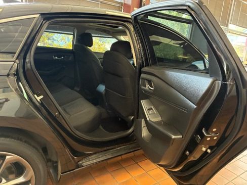 Used 2024 Honda Accord EX image 34