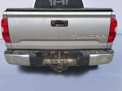 Used 2015 Toyota Tundra SR5 image 6