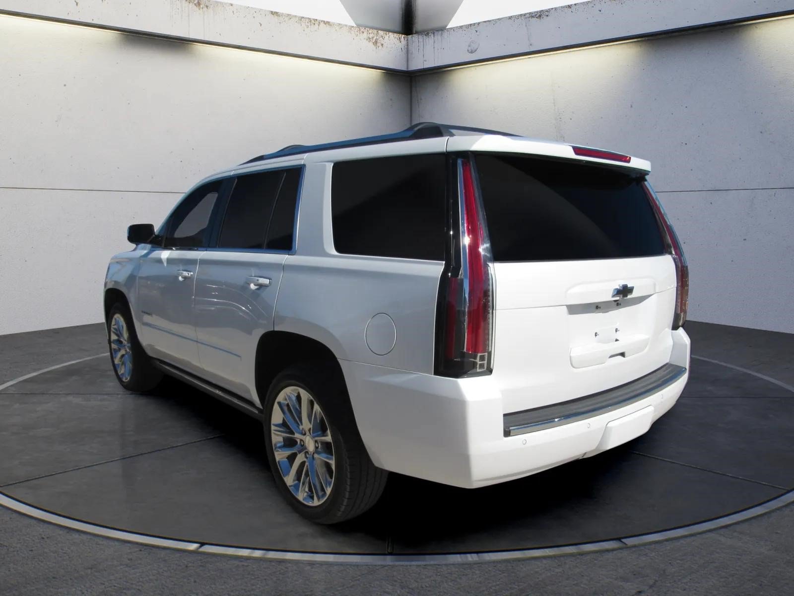 Used 2019 Chevrolet Tahoe Premier w/ Premier Plus Edition RWD image 4