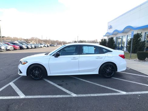 Certified 2024 Honda Civic Sport image 6