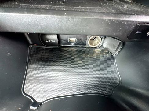 Used 2020 Kia Soul GT-Line w/ GT 2.0L Power Sunroof Package FWD image 31