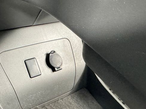 Used 2010 Toyota Prius FWD image 24