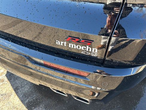 Used 2024 Chevrolet Traverse RS w/ LPO, Floor Liner Package image 6