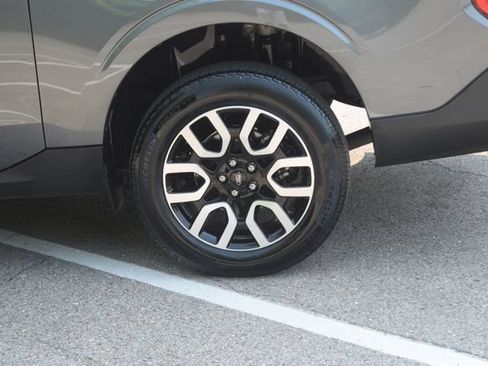Used 2024 Ford Maverick Lariat AWD/4WD image 26