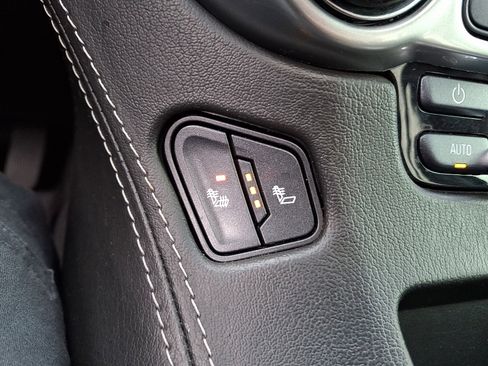 Used 2019 Chevrolet Tahoe LT w/ Luxury Package image 25