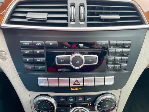 Used 2012 Mercedes-Benz C 300 4MATIC Sedan image 24