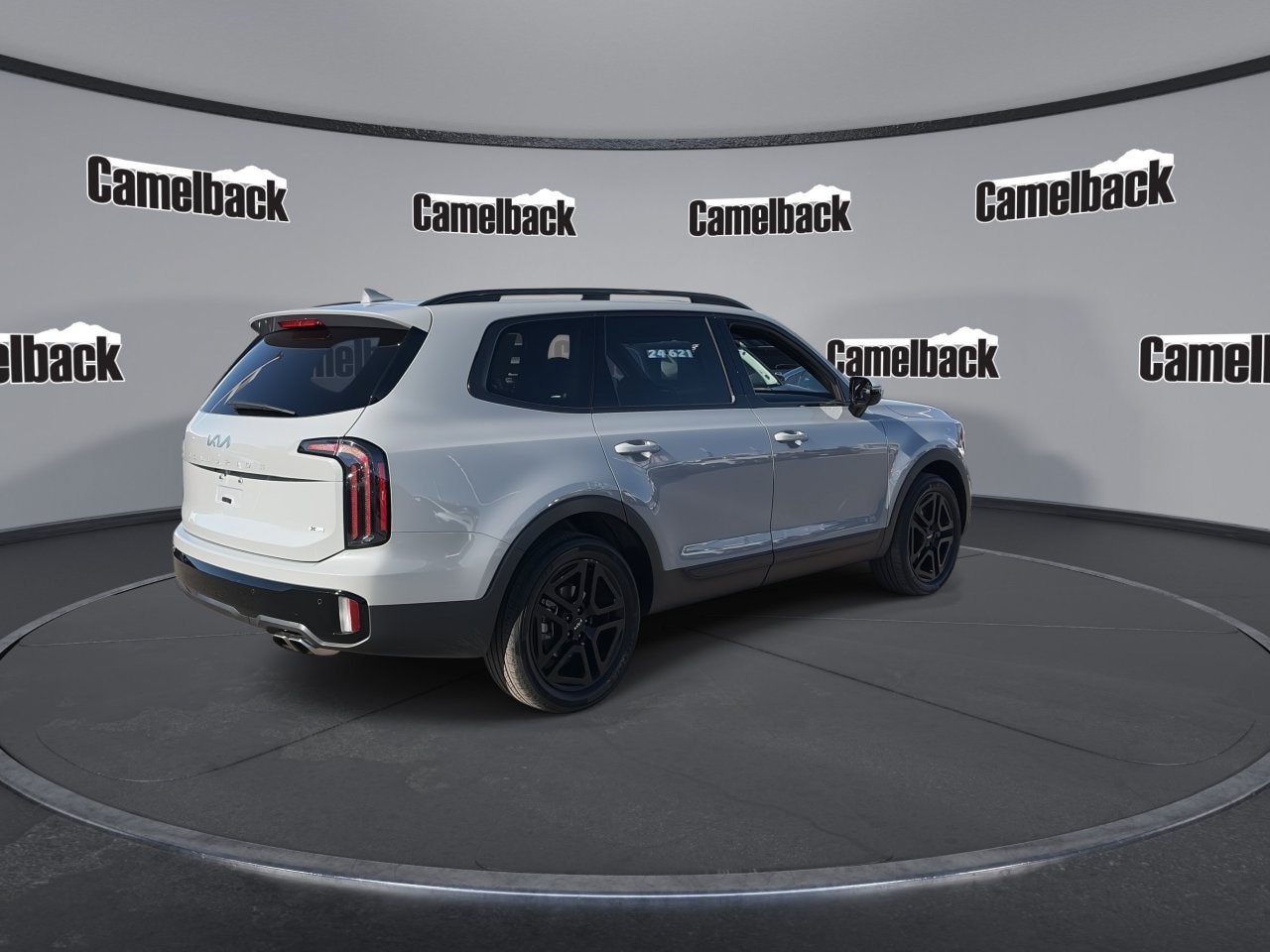Used 2024 Kia Telluride SX X-Line AWD/4WD image 7