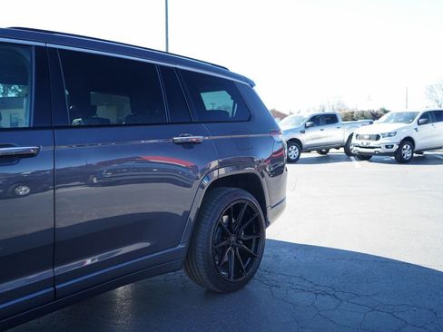 Used 2022 Jeep Grand Cherokee L Overland image 15