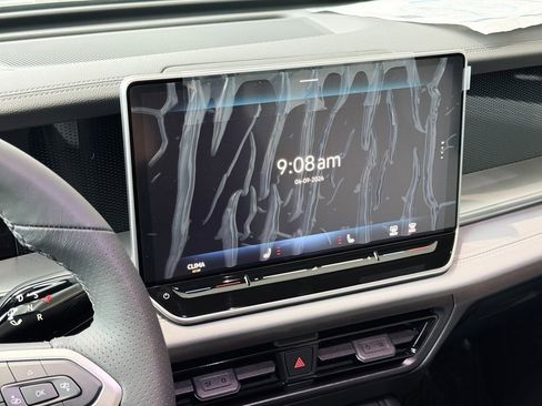 New 2026 Volkswagen Tiguan SE R-Line AWD/4WD image 16