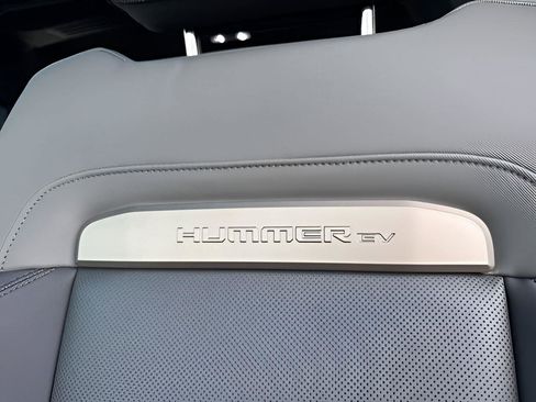 New 2025 GMC Hummer EV 2X image 26