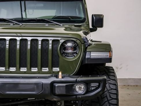 Used 2021 Jeep Wrangler Unlimited Sport AWD/4WD image 3