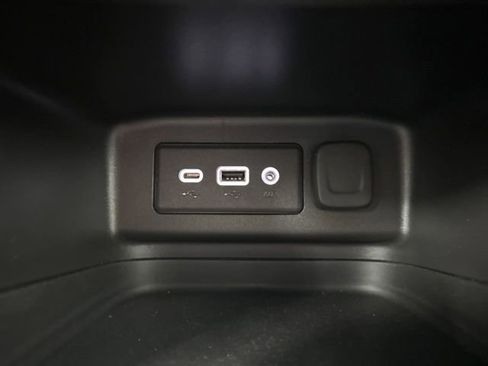 Used 2024 Chevrolet Equinox LT FWD image 18