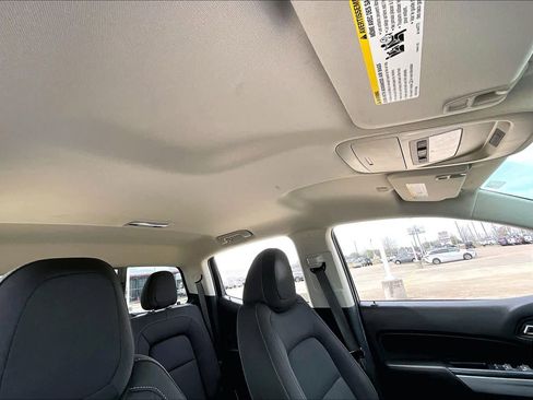 Used 2021 Chevrolet Colorado LT w/ LT Convenience Package image 14