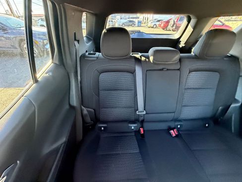 Used 2025 Chevrolet Equinox LT image 37