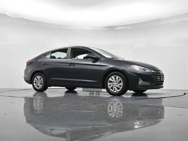 Used 2020 Hyundai Elantra SE FWD image 34