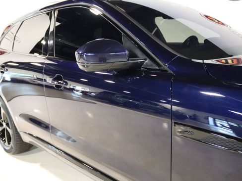 Used 2021 Jaguar F-PACE R-Dynamic S AWD/4WD image 9