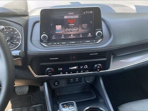 Certified 2026 Nissan Rogue SV FWD image 29