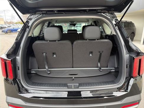 New 2026 Kia Sorento S AWD/4WD image 17