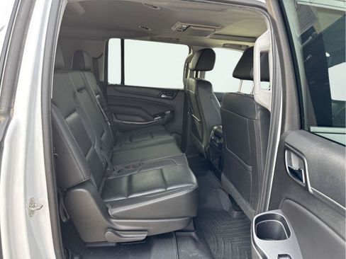 Used 2018 GMC Yukon XL SLT w/ Open Road Package AWD/4WD image 21