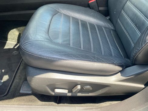 Used 2016 Ford Fusion SE w/ Equipment Group 202A FWD image 32