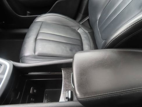 Used 2016 Chrysler 200 C w/ Quick Order Package 26P image 39