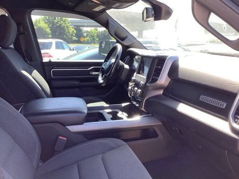 Used 2019 RAM 1500 Big Horn AWD/4WD image 4