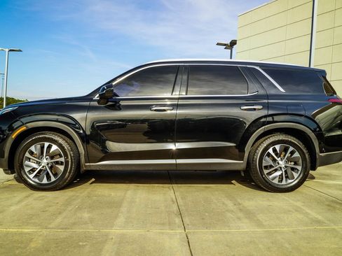 Used 2022 Hyundai Palisade SEL w/ Cargo Package FWD image 9