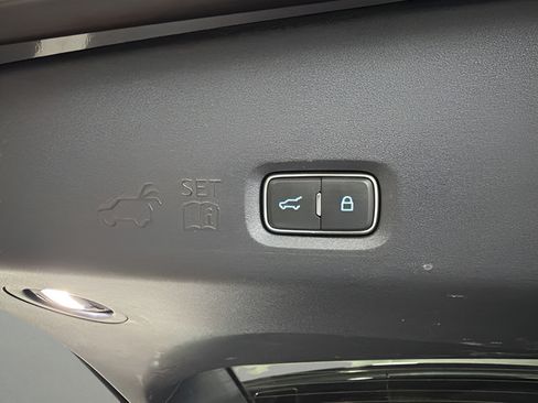 Used 2025 Ford Expedition Platinum AWD/4WD image 34