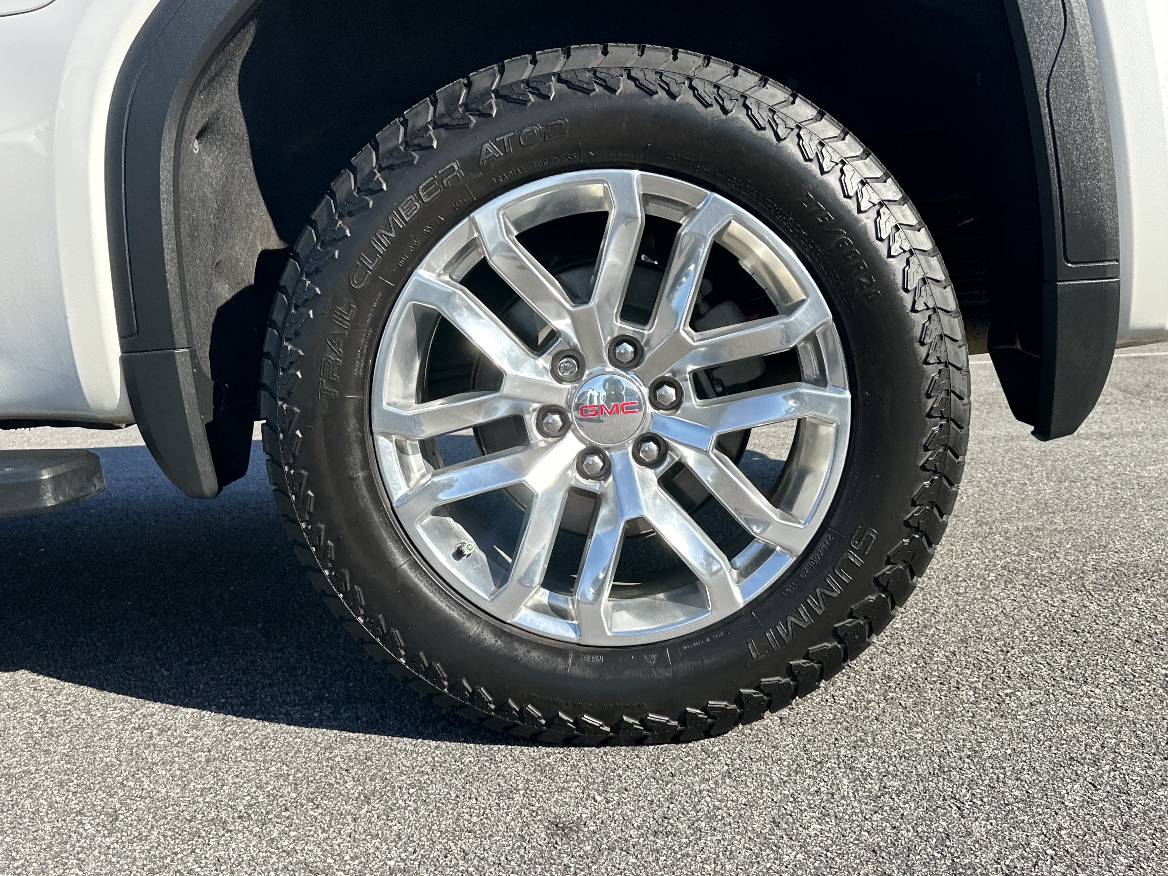 Used 2021 GMC Sierra 1500 SLT w/ SLT Premium Package AWD/4WD image 21