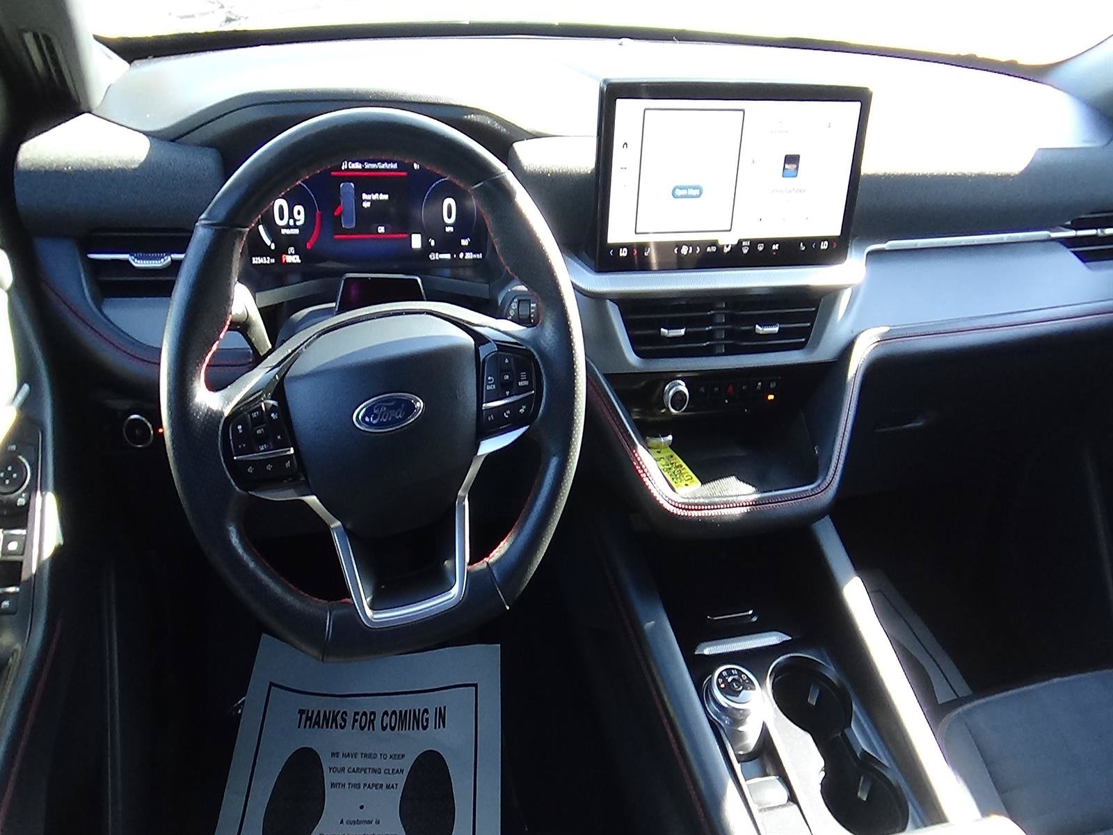 Used 2025 Ford Explorer ST-Line w/ ST-Line Street Pack AWD/4WD image 12