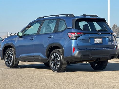 Used 2025 Subaru Forester image 7