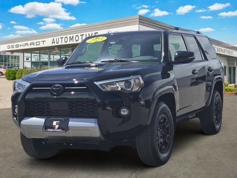 Used 2023 Toyota 4Runner TRD Off-Road Premium AWD/4WD image 3