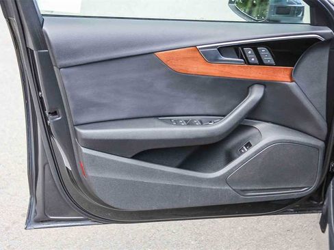 Used 2023 Audi A4 2.0T Premium w/ Convenience Package image 22