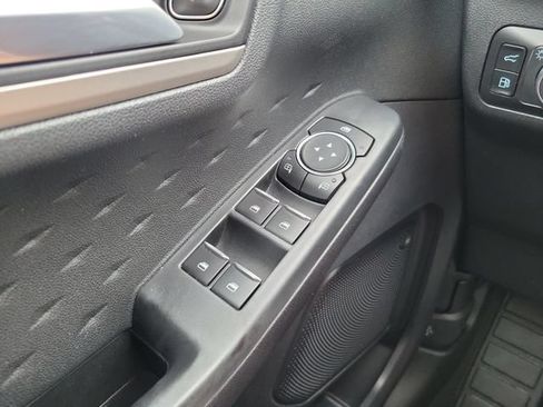 Used 2020 Ford Escape SE Sport FWD image 29
