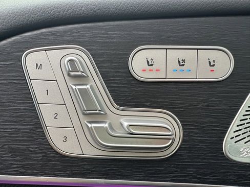 Used 2025 Mercedes-Benz GLS 450 GLS 450 image 15