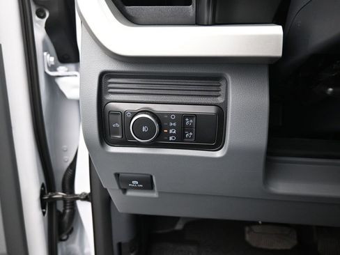 New 2025 Ford F550 2WD Regular Cab Super Duty image 11