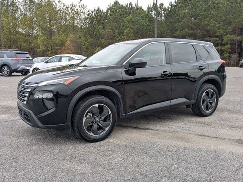 Certified 2024 Nissan Rogue SV image 8