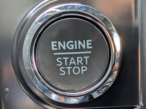 New 2025 Ford F150 Platinum w/ FX4 Off-Road Package image 25