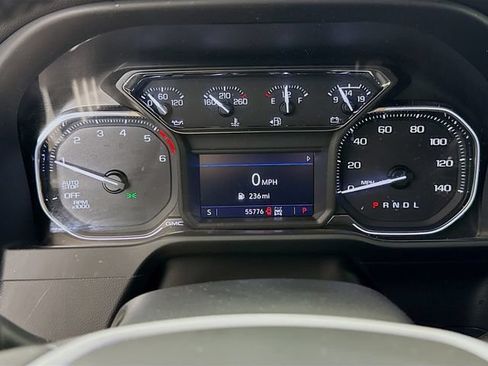 Used 2020 GMC Sierra 1500 Elevation w/ Elevation Value Package AWD/4WD image 13