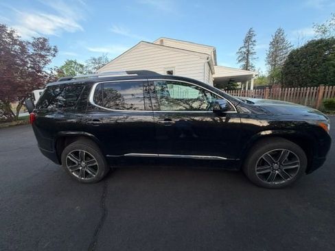 Used 2019 GMC Acadia Denali w/ Technology Package image 3