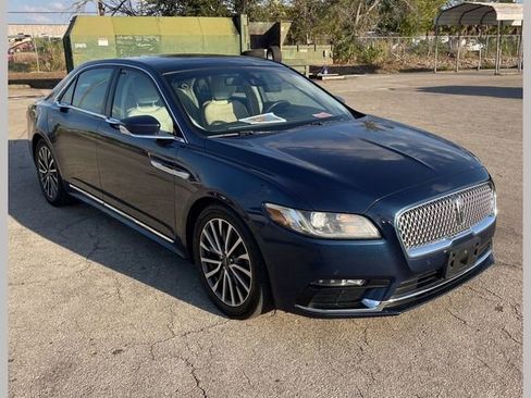 Used 2017 Lincoln Continental Select w/ Climate Package image 1
