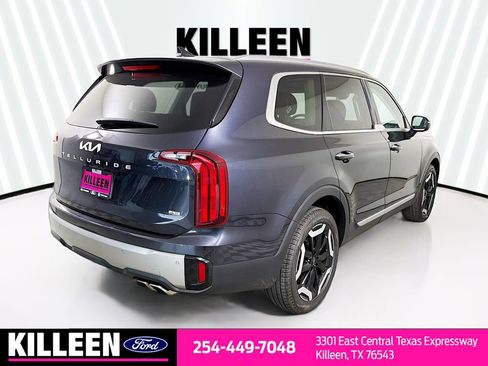 Used 2025 Kia Telluride S AWD/4WD image 9