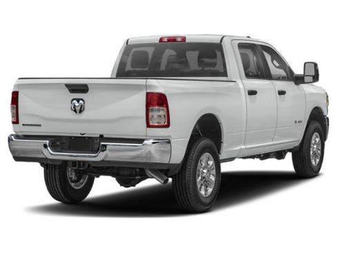 Used 2024 RAM 2500 Big Horn AWD/4WD image 2