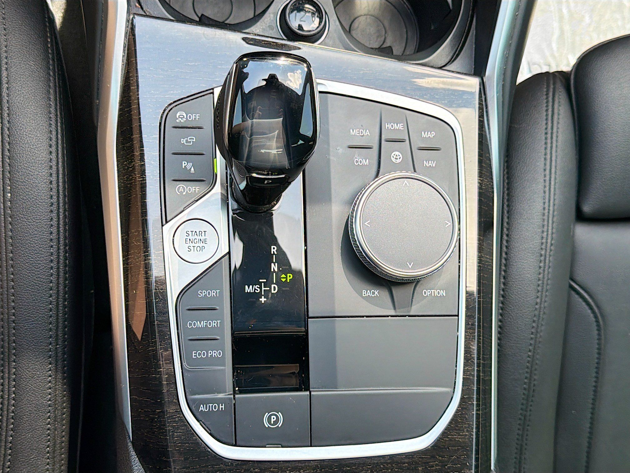 Used 2021 BMW 330i Sedan w/ Premium Package RWD image 28
